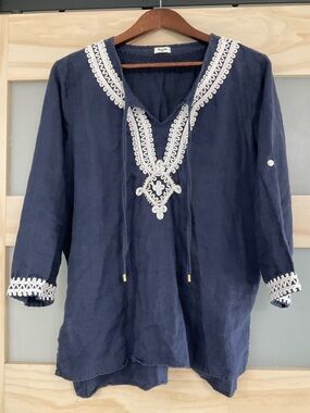 Sympli Navy Linen Embroidered Tunic Top M L Boho Coastal Split Hem Roll Tab